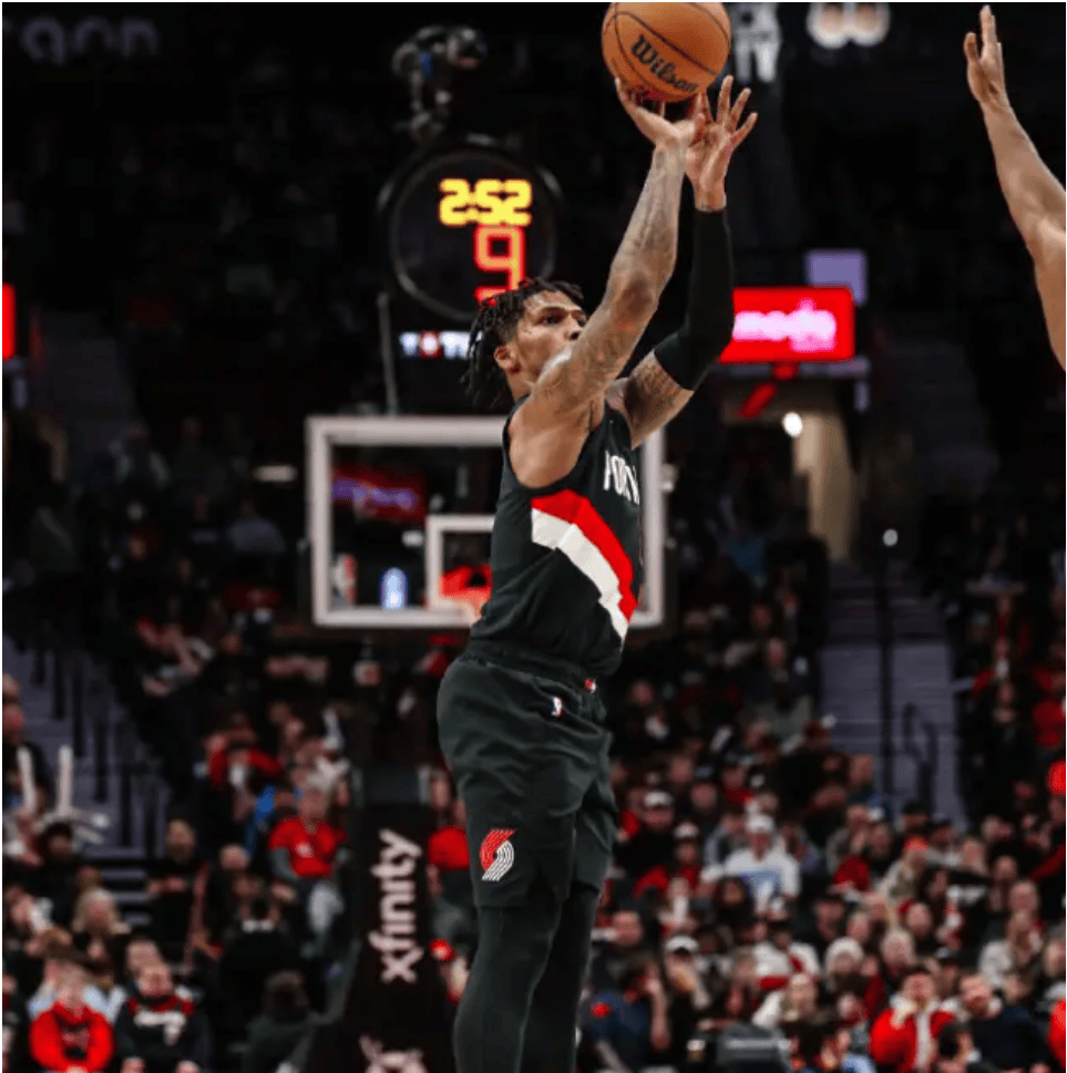 中欧体育波特兰开拓者外线爆发备战NBA季后赛山东男篮迎意甲关键赛，现场解说直呼：加时末段广东宏远调整名单以备NBA常规赛的简单介绍